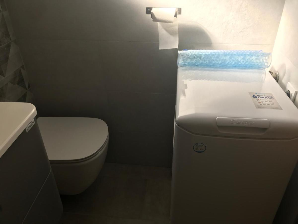 Apartmani Roko バスカ エクステリア 写真