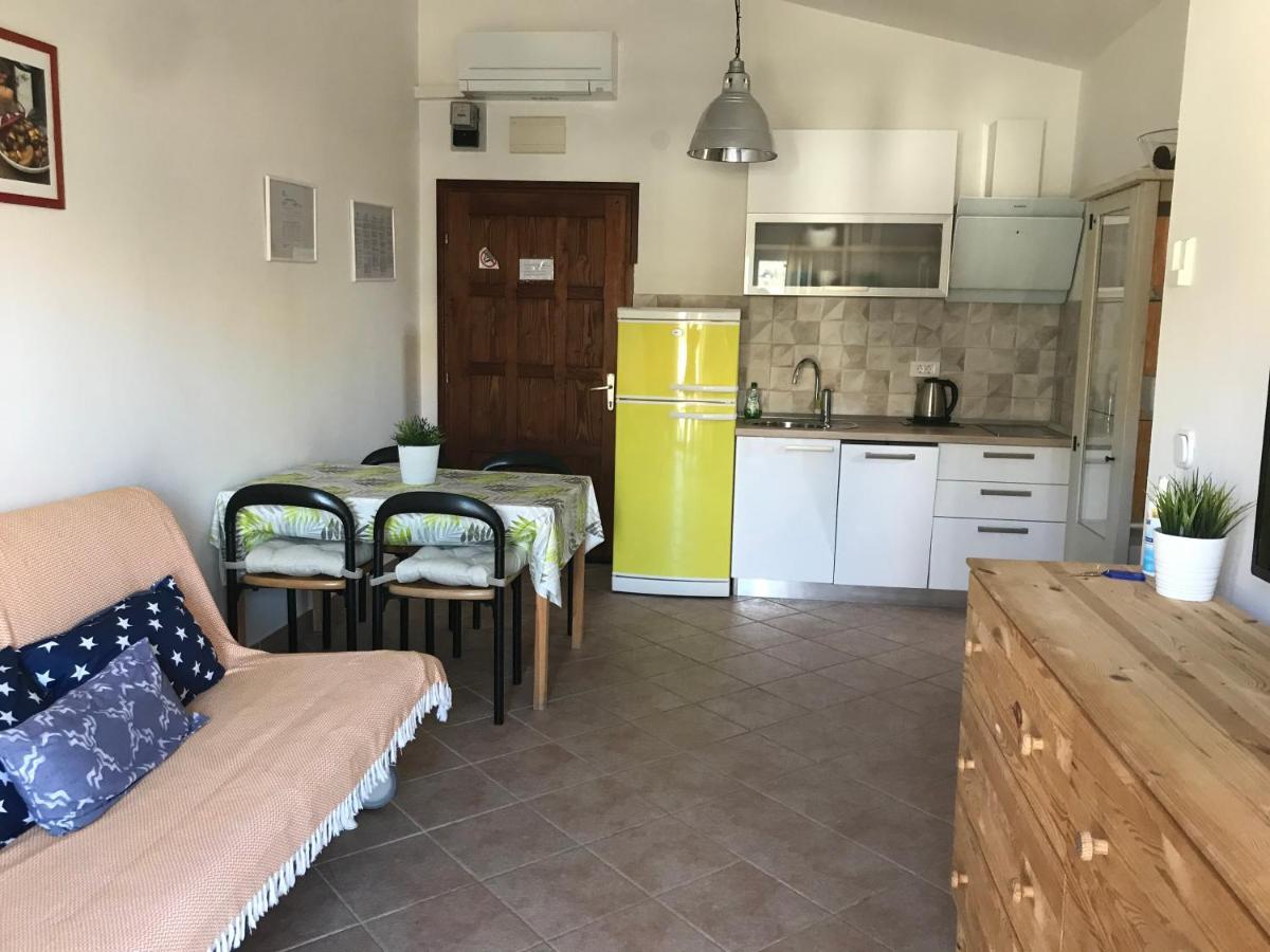 Apartmani Roko バスカ エクステリア 写真